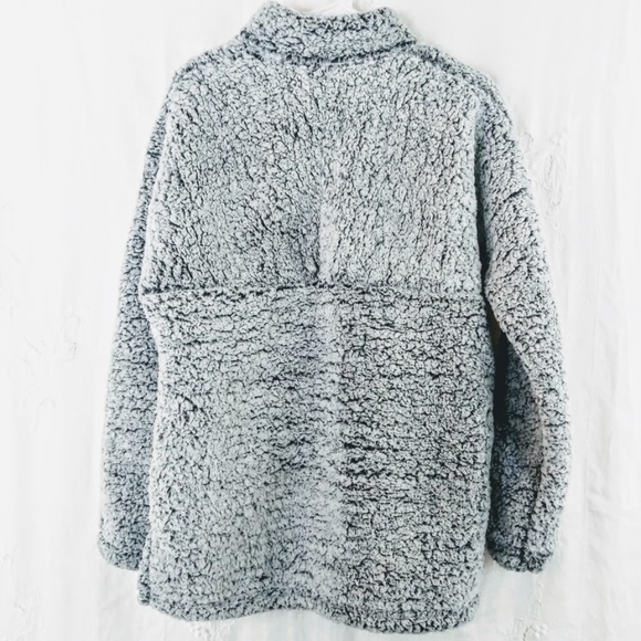 Sherpa Cozy Pockets Sweater Top Host Pick - Picture 4 of 10